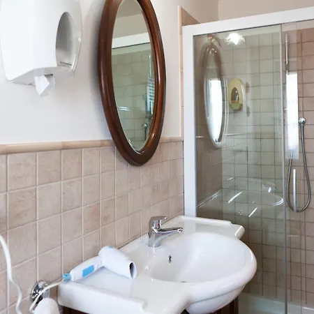 住宿加早餐酒店 Libano 托雷德尔格拉戈普奇